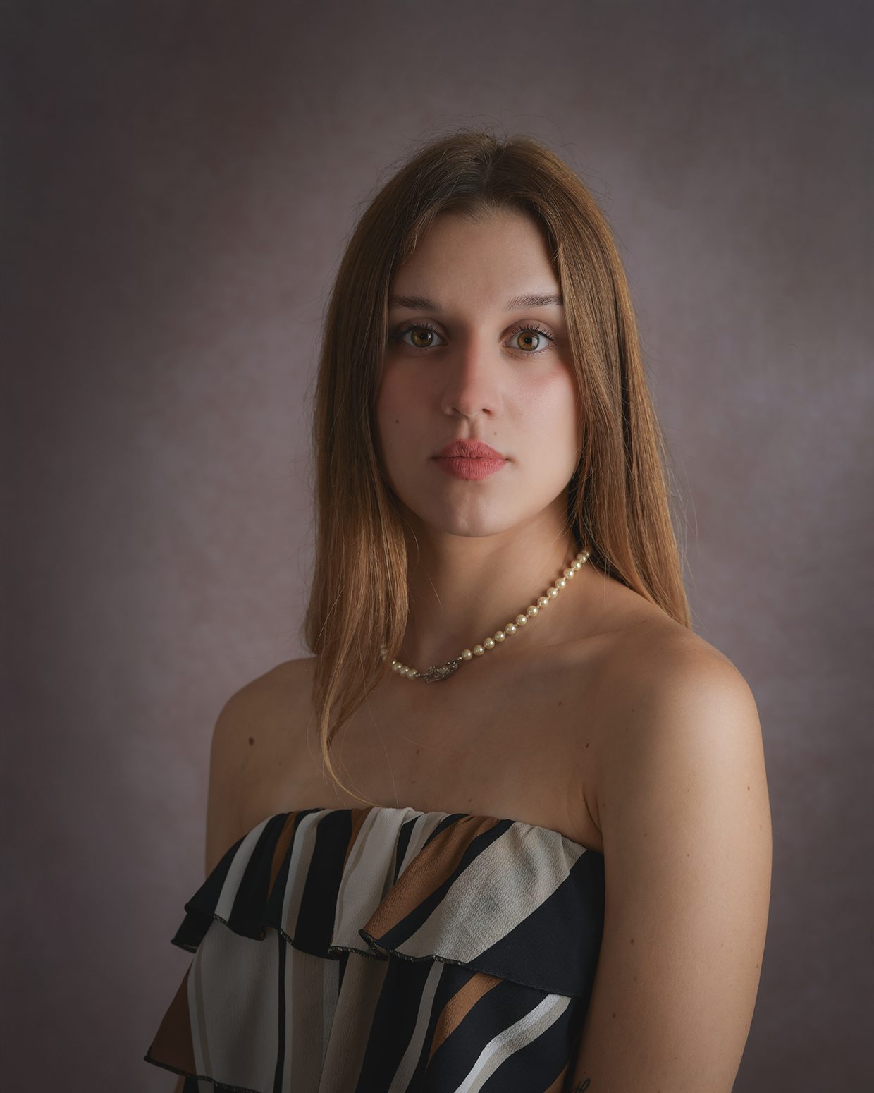 Ritratto femminile d'autore a Treviso, uno sguardo sull'essenza e la personalità – Ferruccio Munzittu